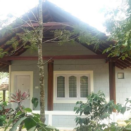 Leisure Vacations Whispering Woods Madikeri Exterior foto
